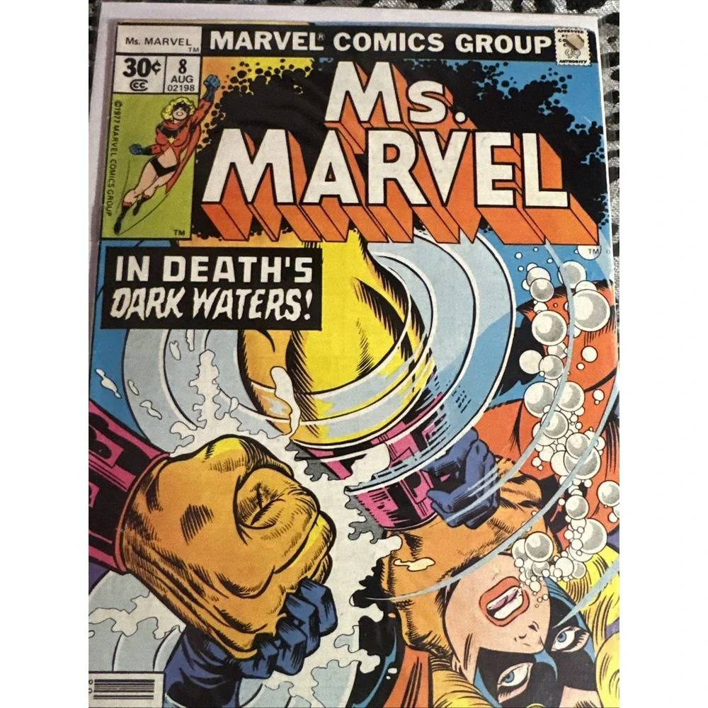 VTG Marvel Comics Group - Ms. Marvel  In Deaths Dark Waters!  #8 AUG !